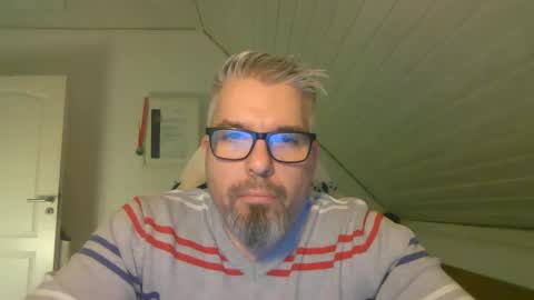 marriedcock1980 online show from 14, 1, 2025