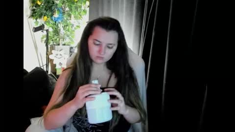 Snapshot of marry_paradisesi chatting on 10, 10, 2025 Marishka online show from 10, 10, 2025