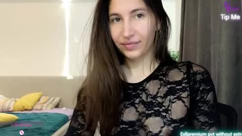 marrycolins online show from 3, 2, 2026