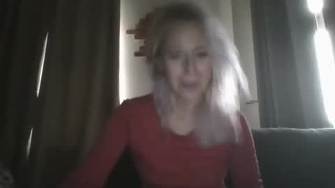 Snapshot of marrygorund chatting on 16, 1, 2025 MaryGoRound online show from 16, 1, 2025