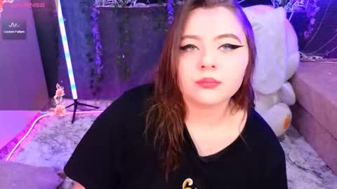 marshmallowbeauty_ online show from 21, 12, 2025