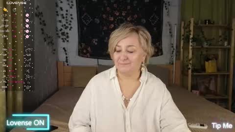 marta_wils online show from 16, 10, 2025