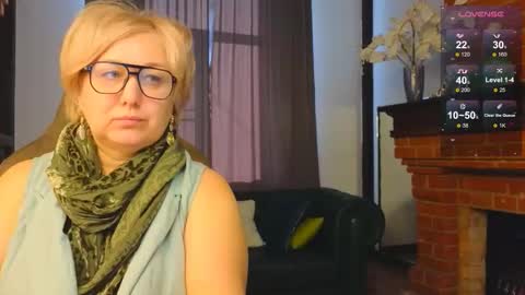 marta_wils online show from 27, 10, 2025