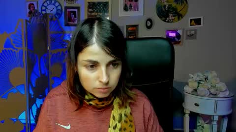 martaedams online show from 24, 11, 2025