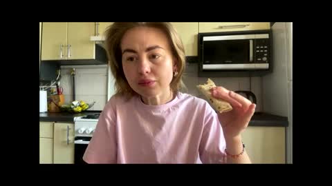 Snapshot of martaluna_ chatting on 30, 4, 2026 Marta online show from 30, 4, 2026