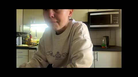 Snapshot of martaluna_ chatting on 3, 5, 2026 Marta online show from 3, 5, 2026