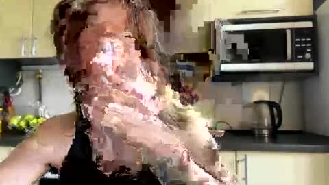 Snapshot of martaluna_ chatting on 10, 5, 2026 Marta online show from 10, 5, 2026