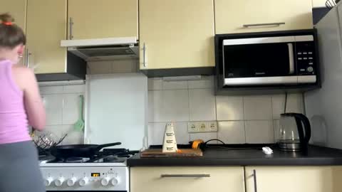 Snapshot of martaluna_ chatting on 24, 5, 2026 Marta online show from 24, 5, 2026
