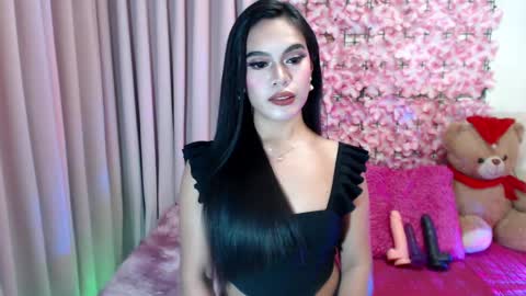 Snapshot of martha_fox chatting on 7, 12, 2024 DONT FORGET TO FOLLOW ME AND GIVE ME A THUMBS UP GUYS- martha online show from 7, 12, 2024