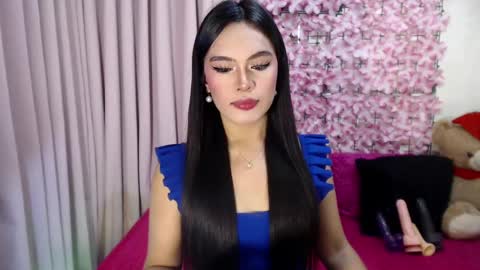 Snapshot of martha_fox chatting on 8, 1, 2025 DONT FORGET TO FOLLOW ME AND GIVE ME A THUMBS UP GUYS- martha online show from 8, 1, 2025