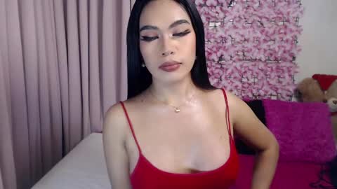 Snapshot of martha_fox chatting on 15, 2, 2025 DONT FORGET TO FOLLOW ME AND GIVE ME A THUMBS UP GUYS- martha online show from 15, 2, 2025