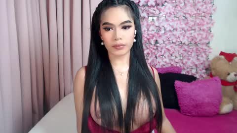 Snapshot of martha_fox chatting on 23, 2, 2025 DONT FORGET TO FOLLOW ME AND GIVE ME A THUMBS UP GUYS- martha online show from 23, 2, 2025