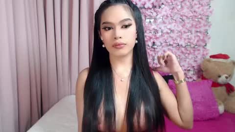 Snapshot of martha_fox chatting on 1, 3, 2025 DONT FORGET TO FOLLOW ME AND GIVE ME A THUMBS UP GUYS- martha online show from 1, 3, 2025