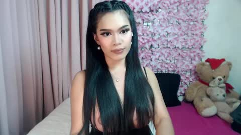 Snapshot of martha_fox chatting on 12, 3, 2025 DONT FORGET TO FOLLOW ME AND GIVE ME A THUMBS UP GUYS- martha online show from 12, 3, 2025