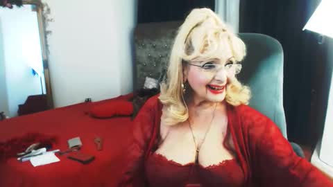 marthabrownn online show from 12, 9, 2025