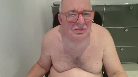 martin_1947 online show from 5, 11, 2025