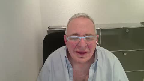 Snapshot of martin_1947 chatting on 29, 3, 2026 martin_1947 online show from 29, 3, 2026
