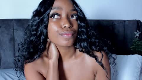 Snapshot of martina_jackson_ chatting on 31, 12, 2024 Laura online show from 31, 12, 2024