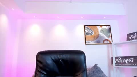 Martina online show from 10, 7, 2026
