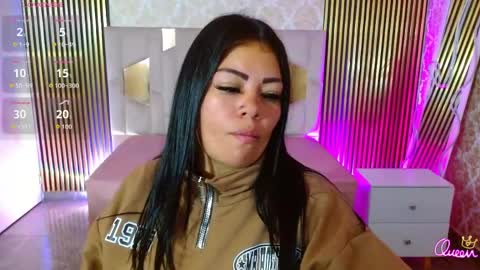 Hey im martina online show from 17, 5, 2026