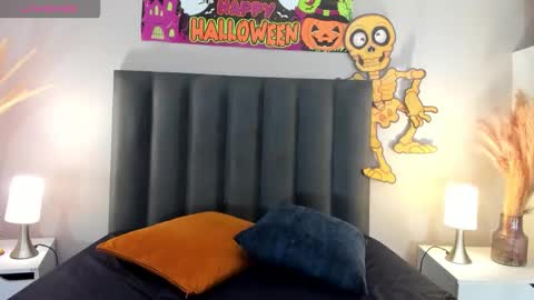 MARTINA BLAKE  Colombian redhead girl  online show from 25, 10, 2025