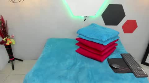 Martina online show from 16, 2, 2025