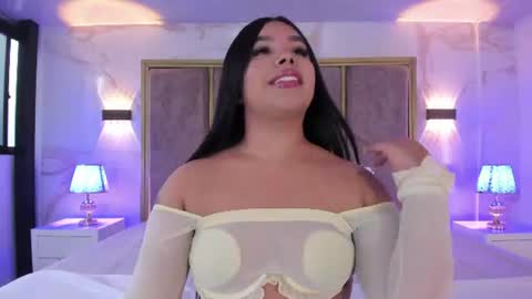 Snapshot of martinagarcia__ chatting on 3, 7, 2026 Martina Garcia online show from 3, 7, 2026