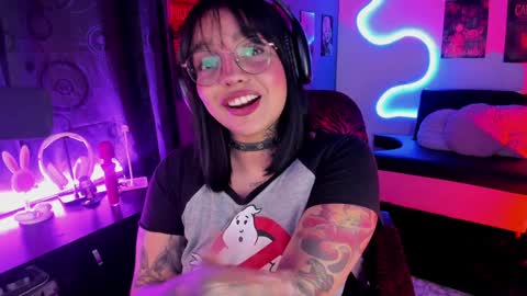 Snapshot of martinarouseee chatting on 21, 12, 2024 Val online show from 21, 12, 2024