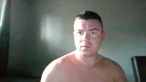 Snapshot of martinczech2025 chatting on 17, 10, 2025 martinczech2025 online show from 17, 10, 2025