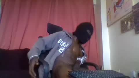 Snapshot of martineznn64 chatting on 5, 1, 2025 martineznn64 online show from 5, 1, 2025