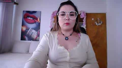 Snapshot of martiniella chatting on 5, 7, 2026 Antonella Martini online show from 5, 7, 2026