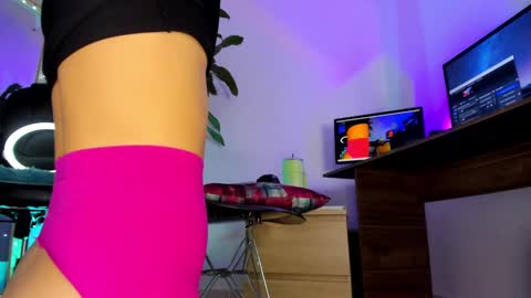 Wendy Independent model  online show from 26, 2, 2025