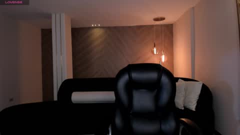 Snapshot of martinnabonnet chatting on 16, 12, 2024 Martinna Bonnet online show from 16, 12, 2024