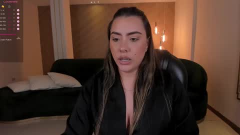 Snapshot of martinnabonnet chatting on 18, 2, 2025 Martinna Bonnet online show from 18, 2, 2025