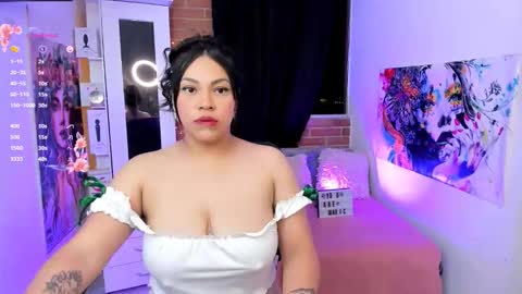 Snapshot of mary_bruss chatting on 15, 9, 2025 online show from 15, 9, 2025