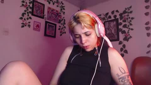                      100   online show from 18, 12, 2024