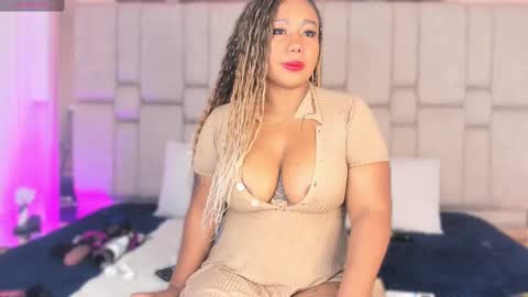   online show from 8, 10, 2025