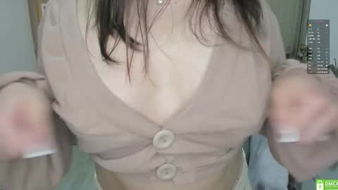 Girl of your dreams  online show from 29, 11, 2025