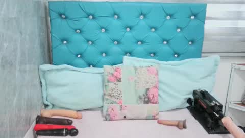 Snapshot of mary_mood_ chatting on 8, 2, 2025 Mary Moon online show from 8, 2, 2025