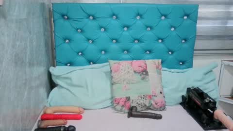 Snapshot of mary_mood_ chatting on 10, 3, 2025 Mary Moon online show from 10, 3, 2025
