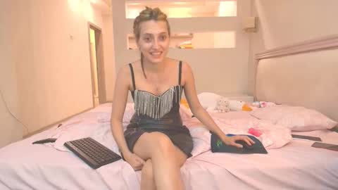 marya442004 online show from 28, 9, 2025