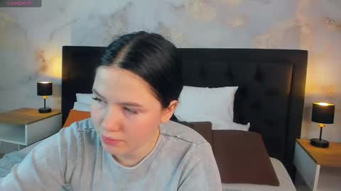 Snapshot of maryamie chatting on 17, 1, 2025 Hello Ill be waiting for you Tue Wed Thu Fri 3am-10am Sun 3am-5pm GMT online show from 17, 1, 2025
