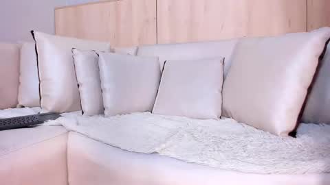   online show from 3, 3, 2025