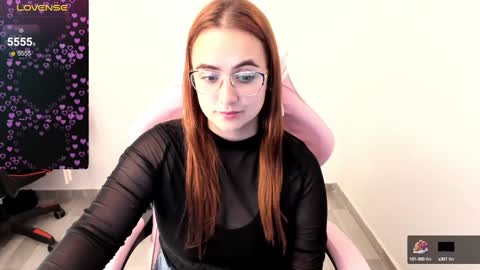 Dulce Maria online show from 29, 1, 2025