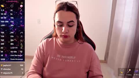 Dulce Maria online show from 5, 11, 2025