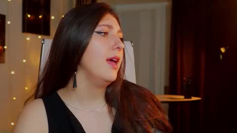 Mary Miller online show from 20, 9, 2025