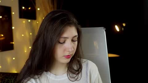 Mary Miller online show from 3, 3, 2026