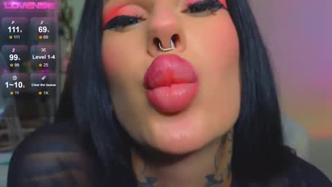 Snapshot of maryvegas chatting on 21, 2, 2025 Mary online show from 21, 2, 2025