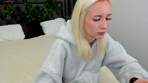 Luucy UTC1 Mon Tue Wed Thu Fri 0500-1130 online show from 19, 11, 2025