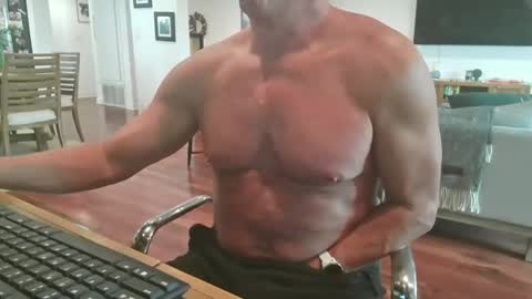 Snapshot of mascmuscle49 chatting on 20, 12, 2024 mascmuscle49 online show from 20, 12, 2024